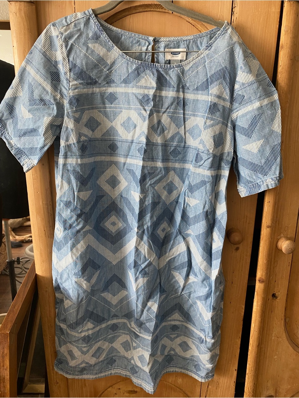 Old Navy Light Blue Geometric Shift Dress